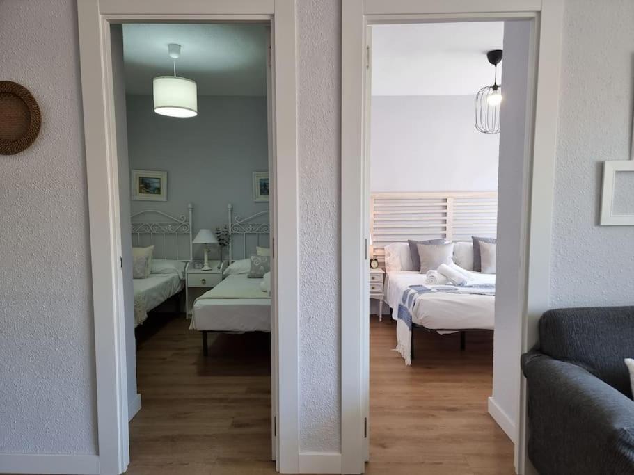 Aguadulce, Apto Santa Monica 2 Hab Con Terraza, Aire, Wifi, A 5 Min De La Playa Aguadulce  Luaran gambar